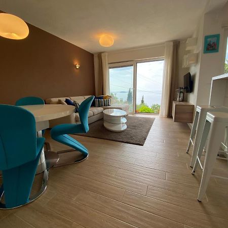 Villa Pergola -Apartment Roko 米利尼 外观 照片