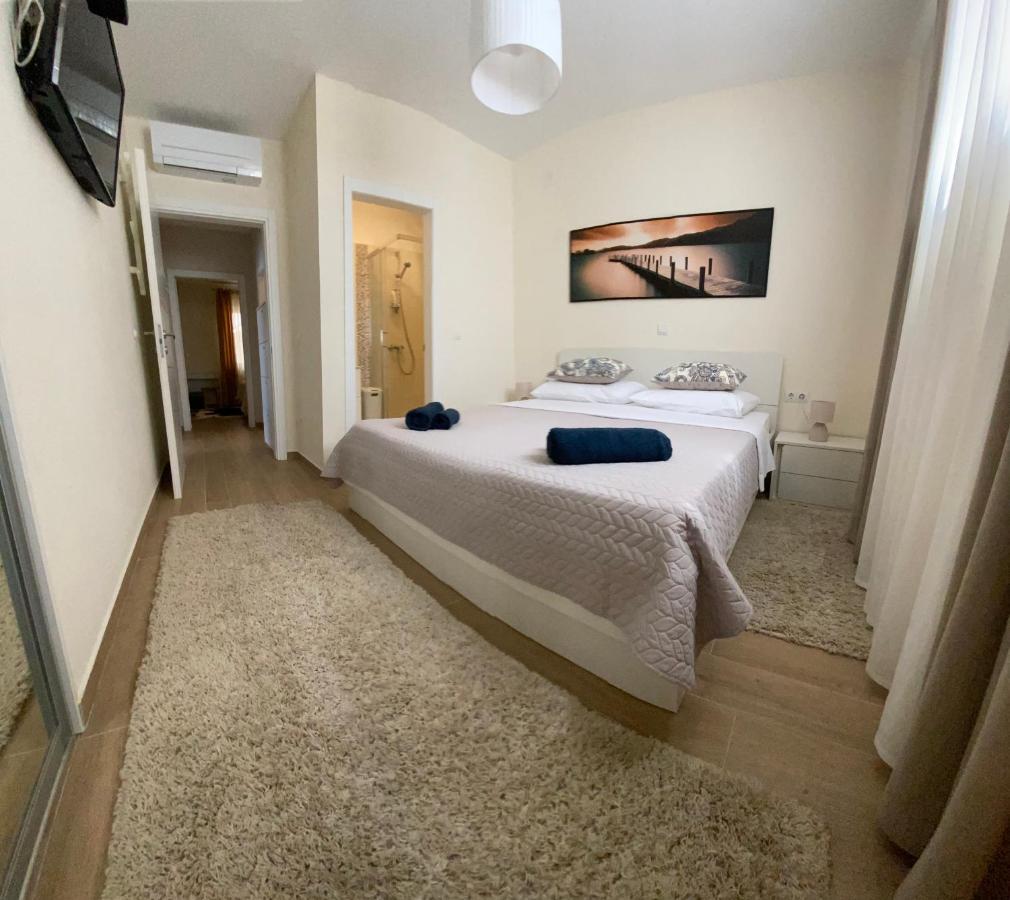 Villa Pergola -Apartment Roko 米利尼 外观 照片